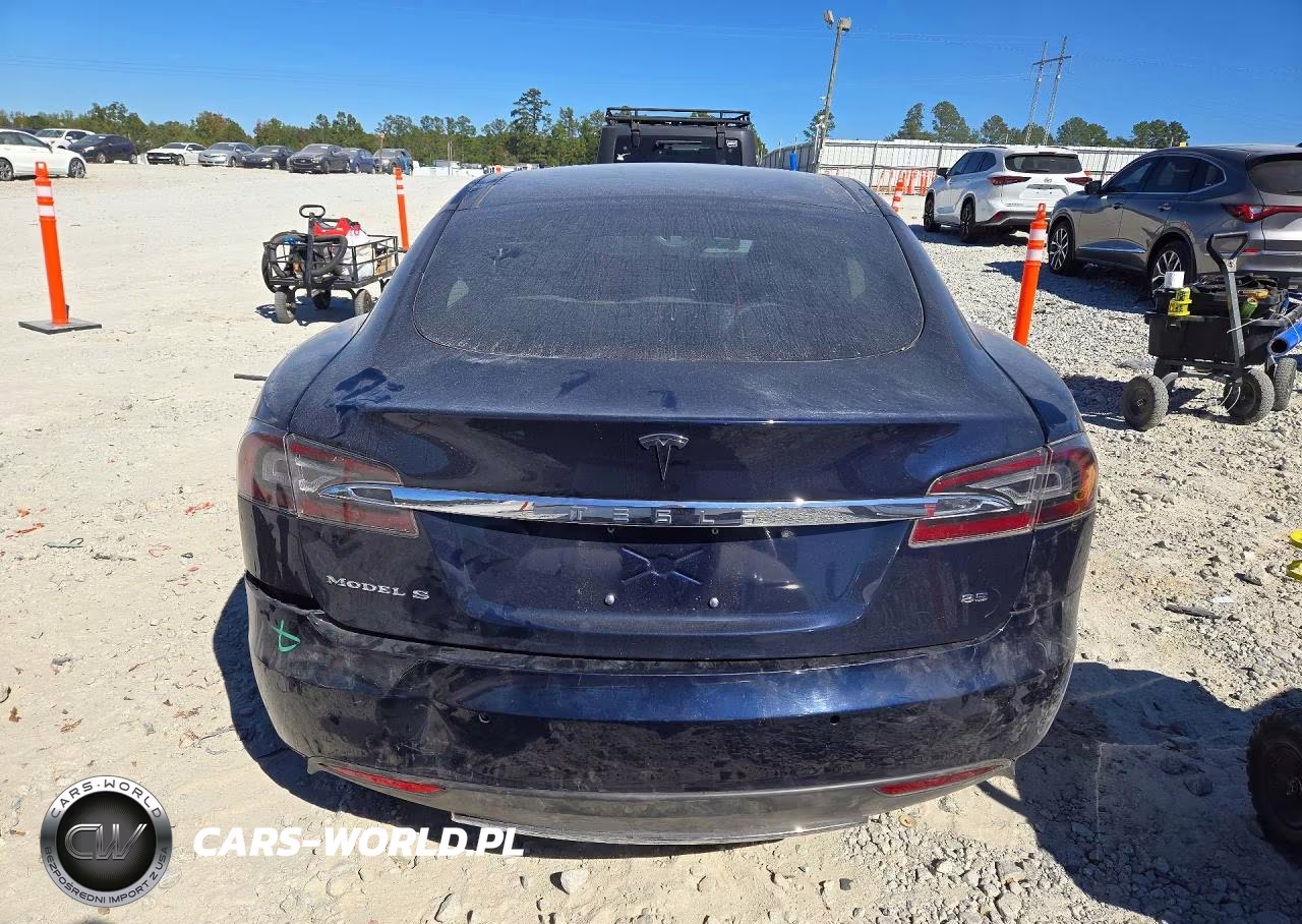 2014 Tesla Model S VIN:5YJSA1H10EFP55635 - 6