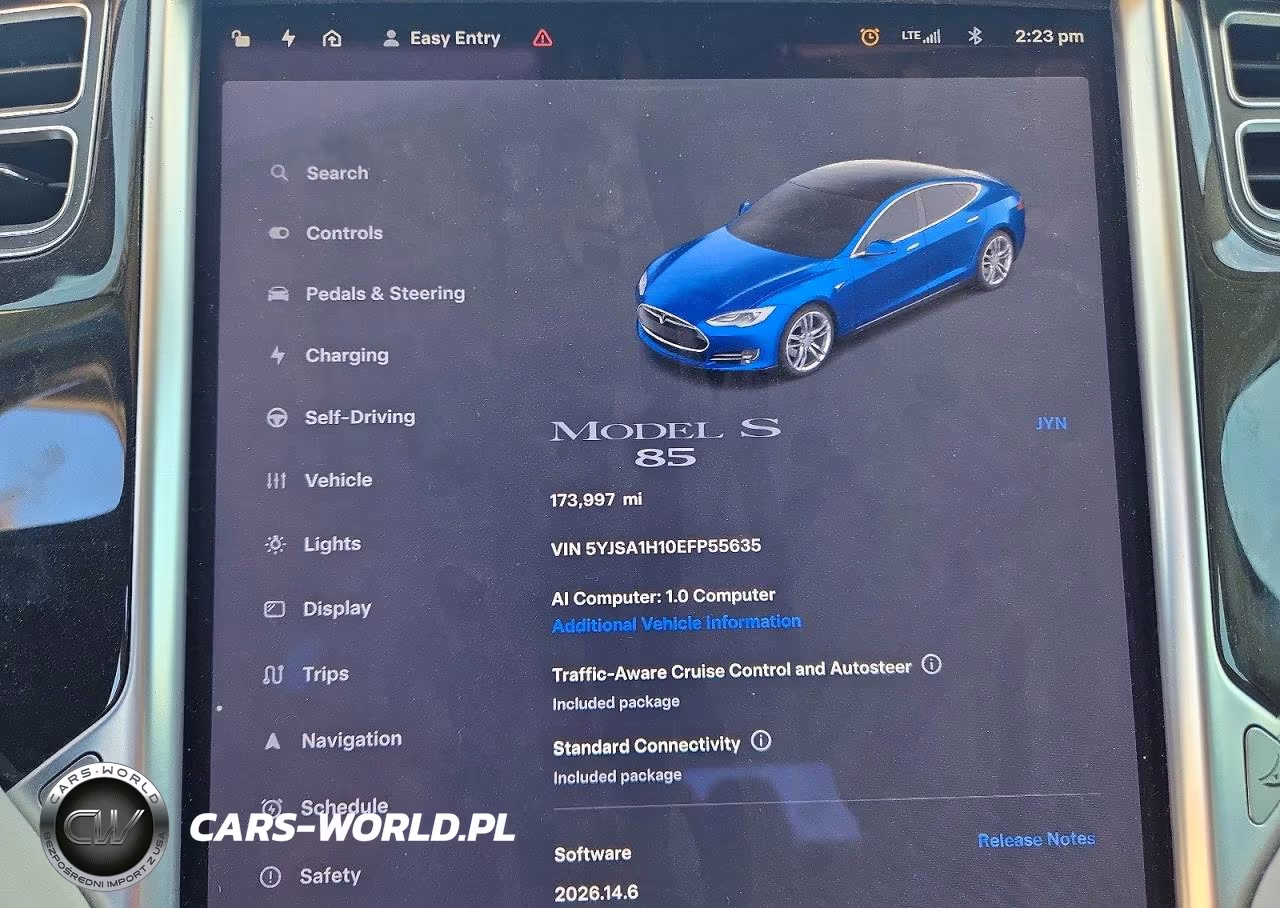 2014 Tesla Model S VIN:5YJSA1H10EFP55635 - 9