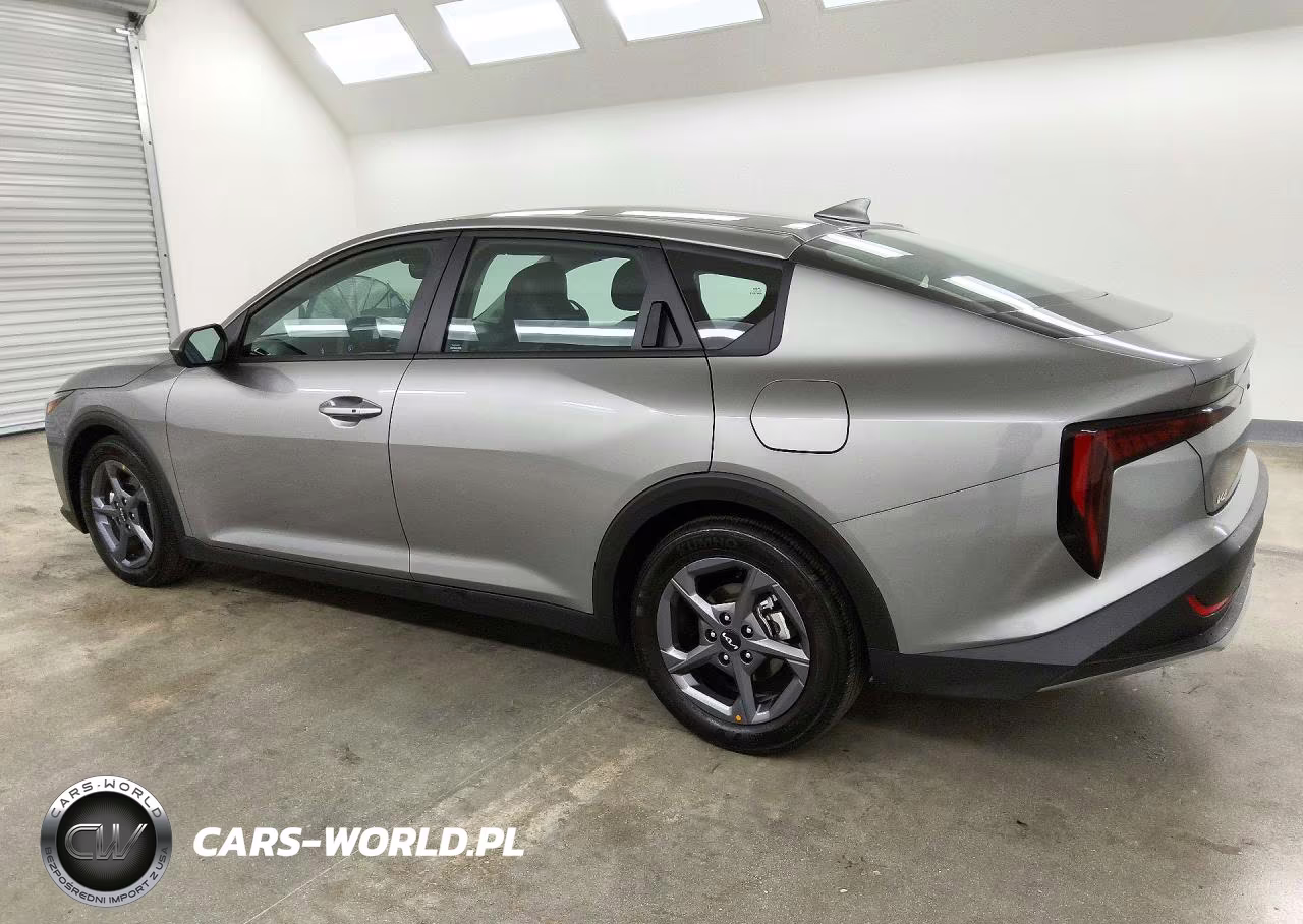 2026 Kia K4 Lxs VIN:3KPFT4DE9TE361723 - 2