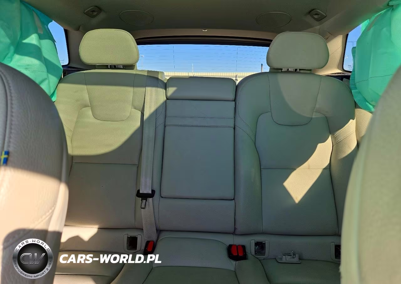 2019 Volvo Xc60 T5 VIN:LYV102RK8KB184677 - 10