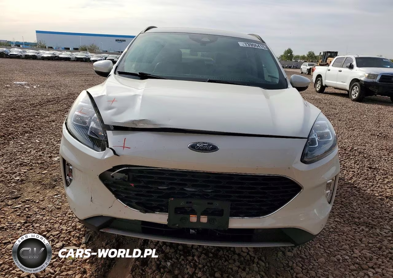 2020 Ford Escape Titanium VIN:1FMCU9J94LUA61654 - 5