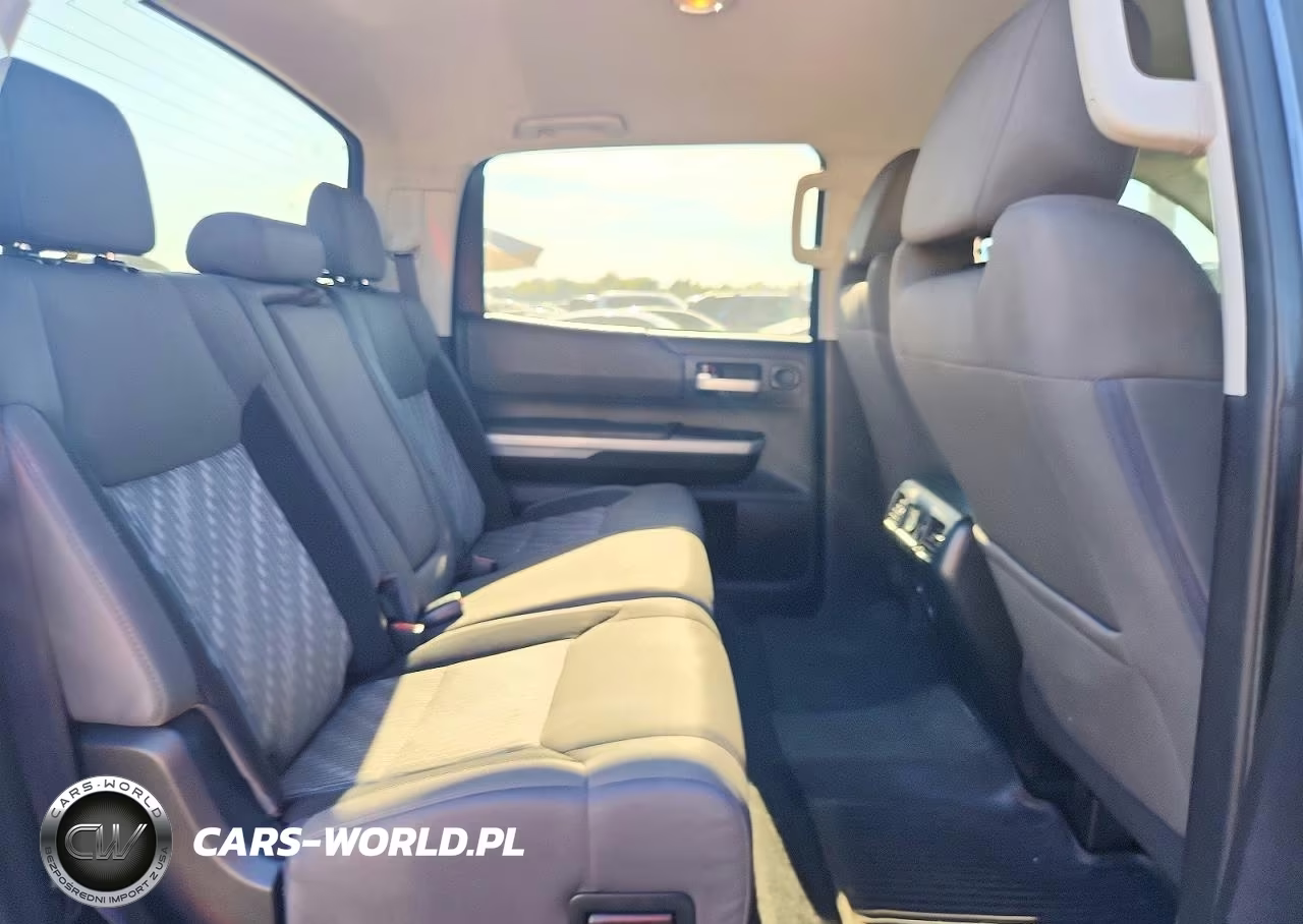 2018 Toyota Tundra Crewmax Sr5 VIN:5TFEM5F17JX131927 - 10
