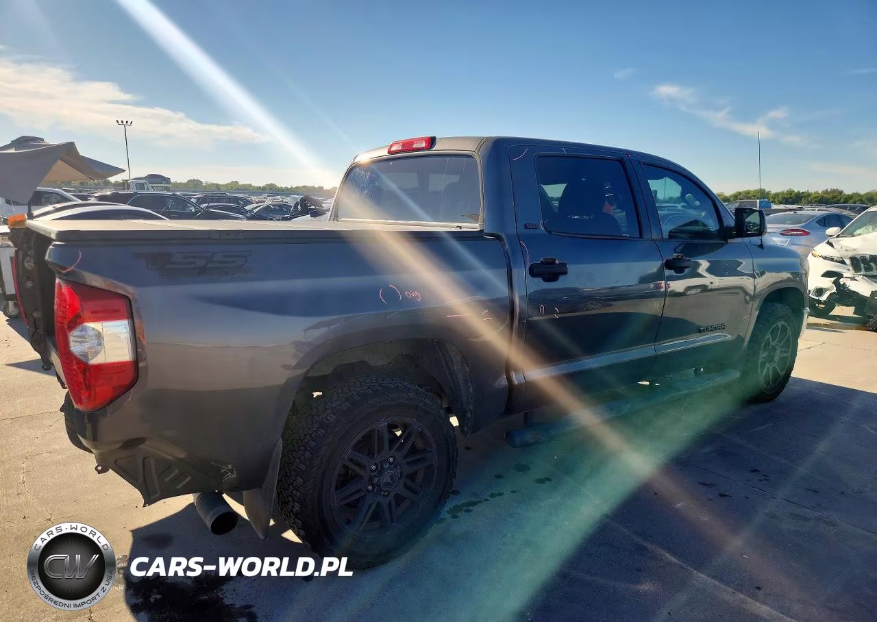 2018 Toyota Tundra Crewmax Sr5 VIN:5TFEM5F17JX131927 - 3