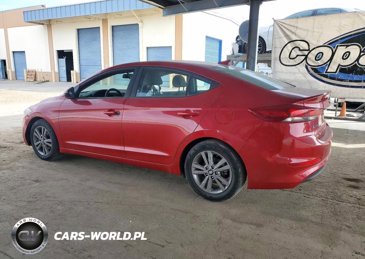 2018 Hyundai Elantra Sel VIN:5NPD84LF5JH385769 - 2