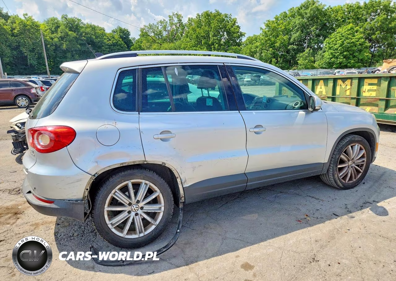 2011 Volkswagen Tiguan S VIN:WVGBV7AXXBW522595 - 3