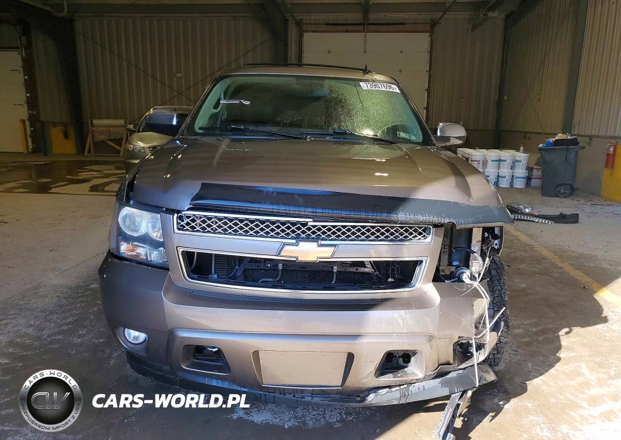 2011 Chevrolet Suburban K1500 Lt VIN:1GNSKJE39BR231769 - 5