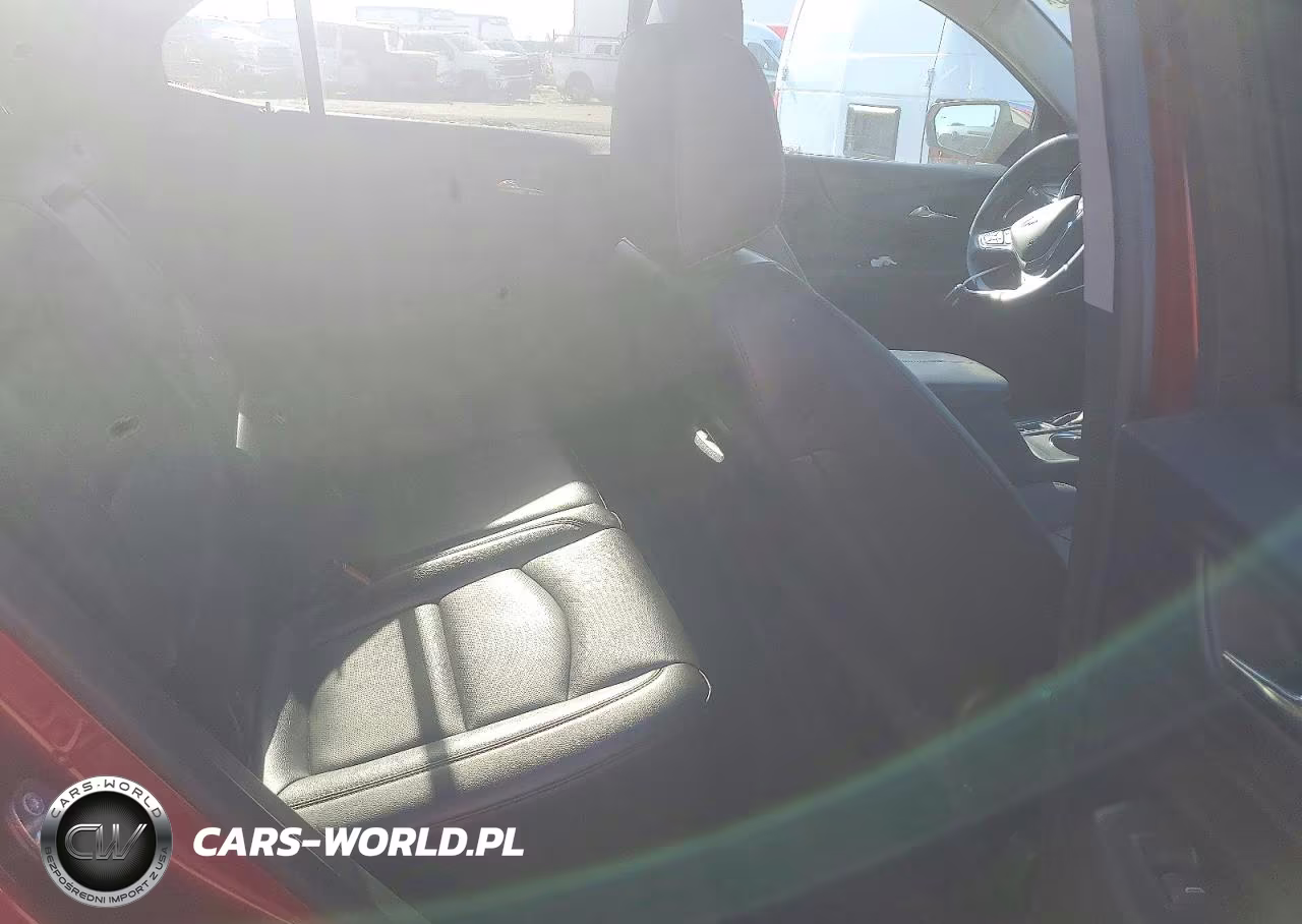 2020 Chevrolet Equinox Premier VIN:3GNAXNEV0LS620806 - 11