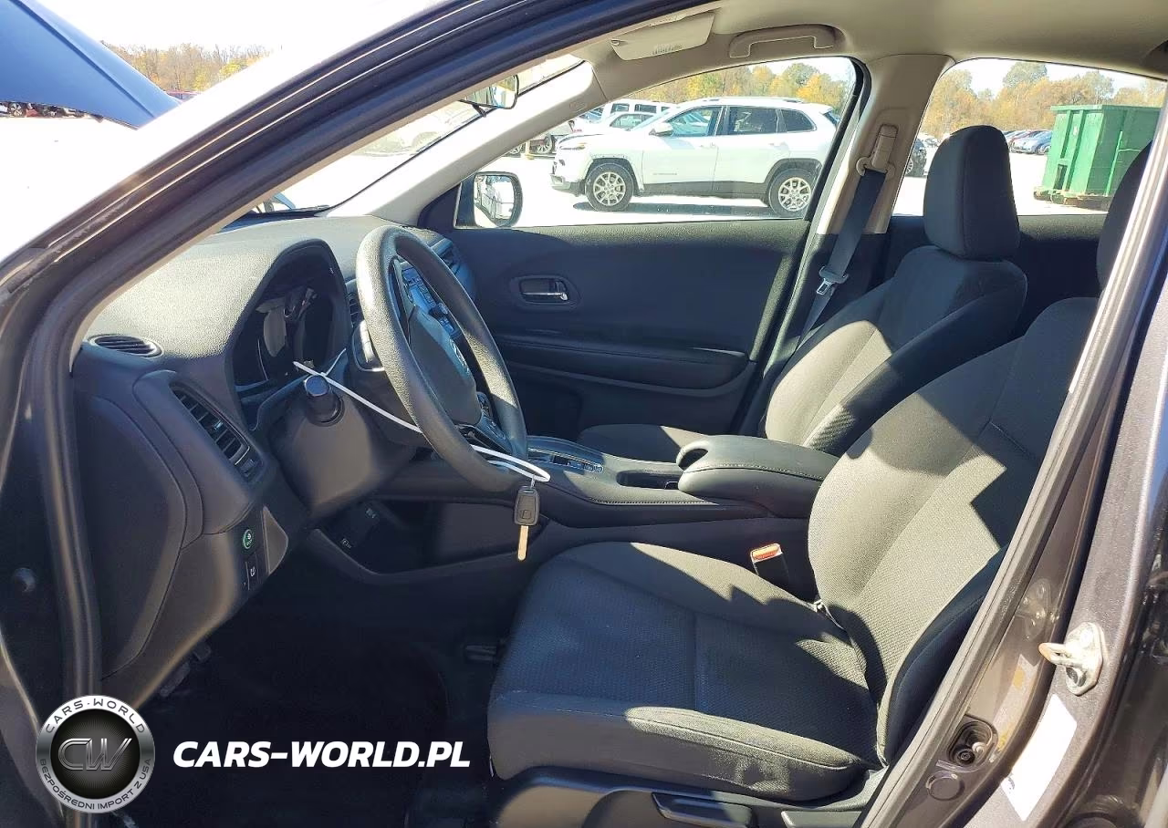 2019 Honda Hr-V Lx VIN:3CZRU6H35KG704104 - 7