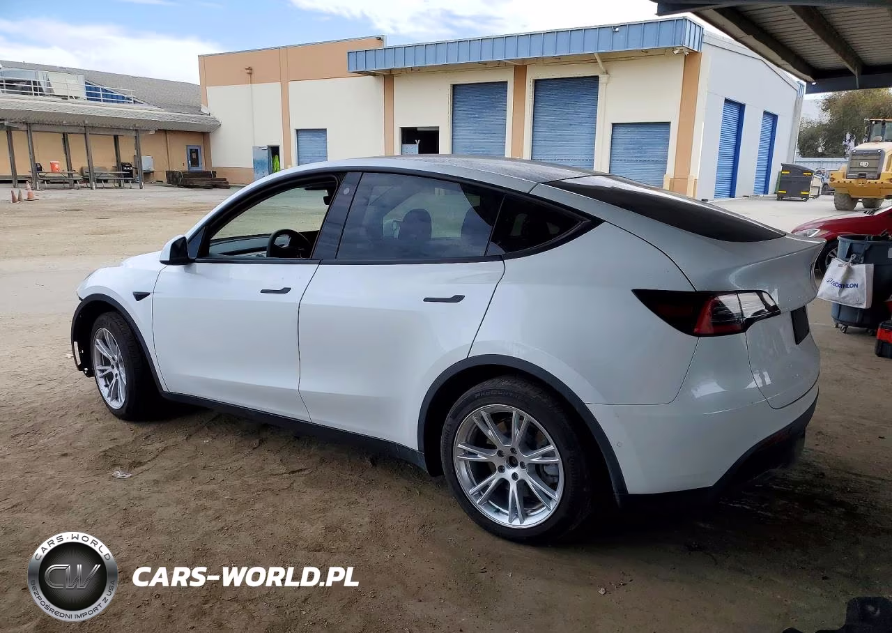 2021 Tesla Model Y VIN:5YJYGDEE3MF096918 - 2