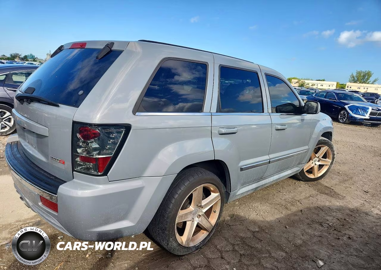 2006 Jeep Grand Cherokee Srt8 VIN:1J8HR78376C218114 - 3