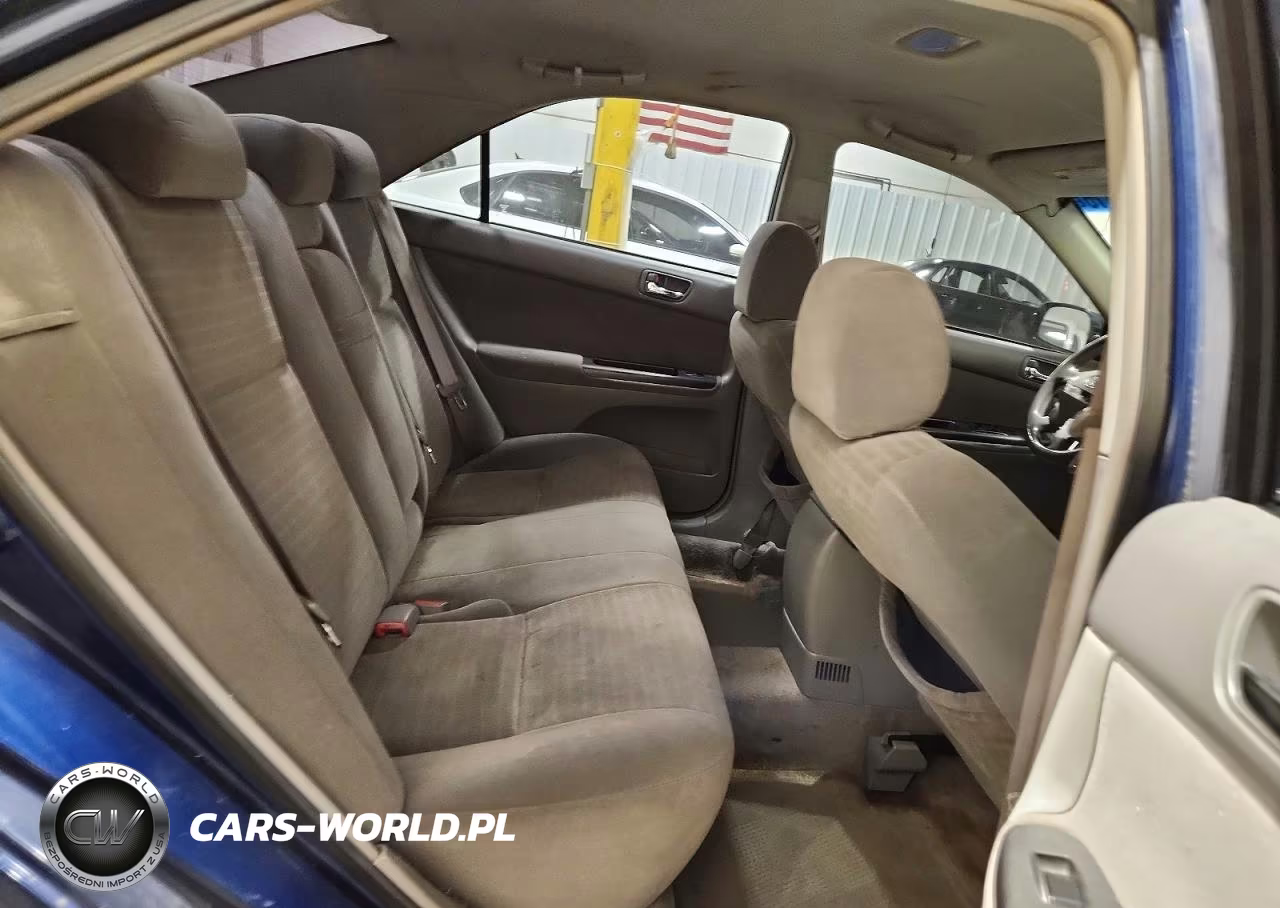 2005 Toyota Camry Le VIN:4T1BE32K35U032334 - 10