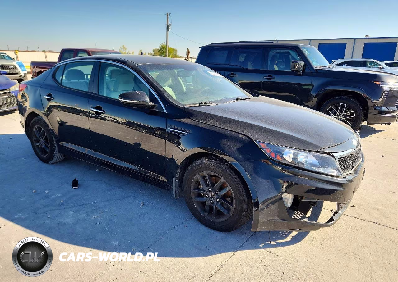 2013 Kia Optima Lx VIN:5XXGM4A77DG241774 - 4