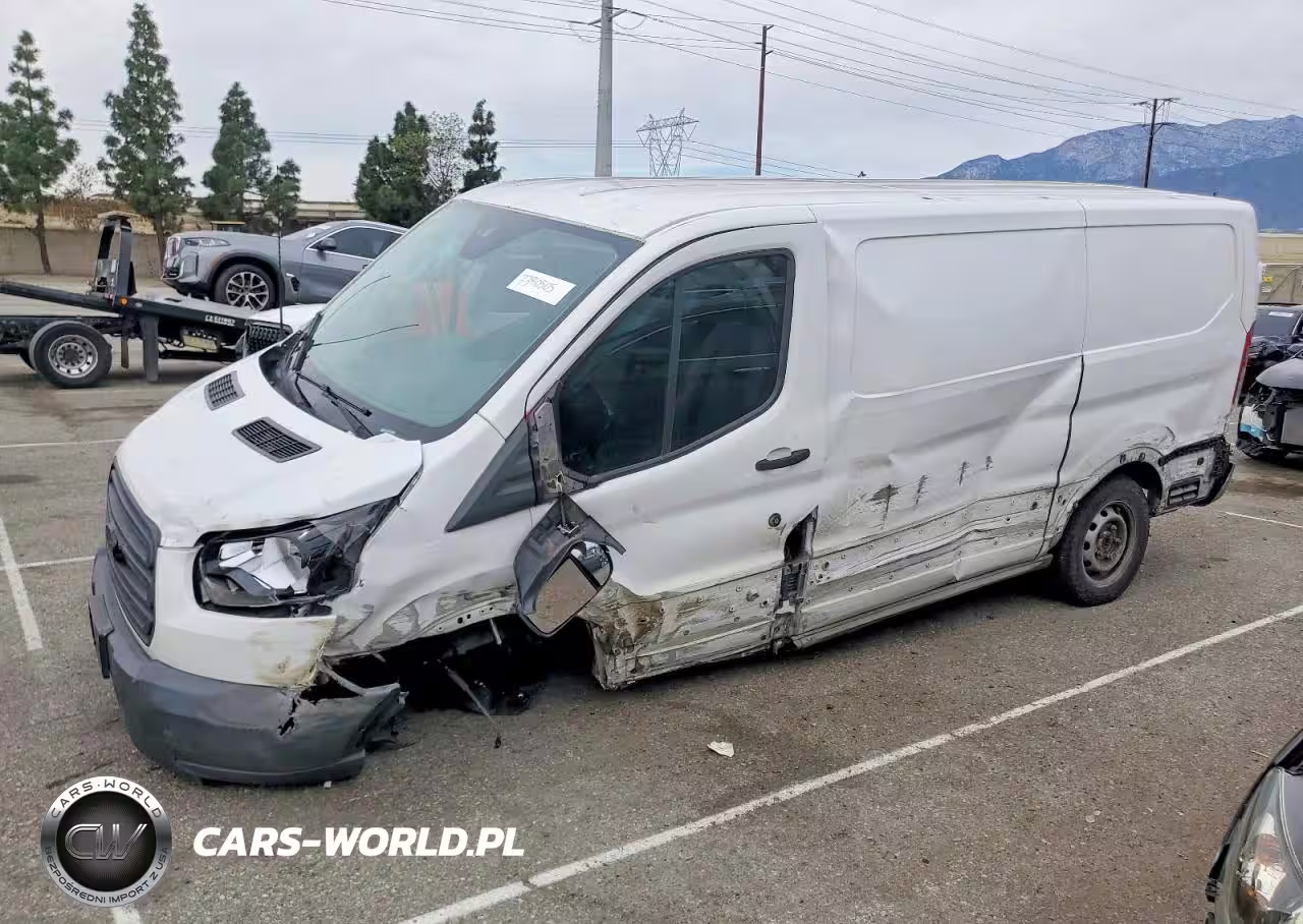 2018 Ford Transit T-250