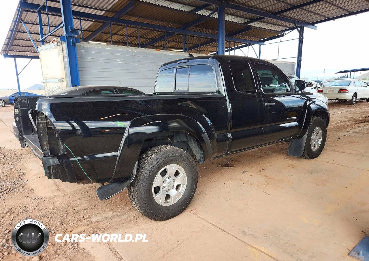 2015 Toyota Tacoma Prerunner Access Cab VIN:5TFTU4GNXFX084256 - 3