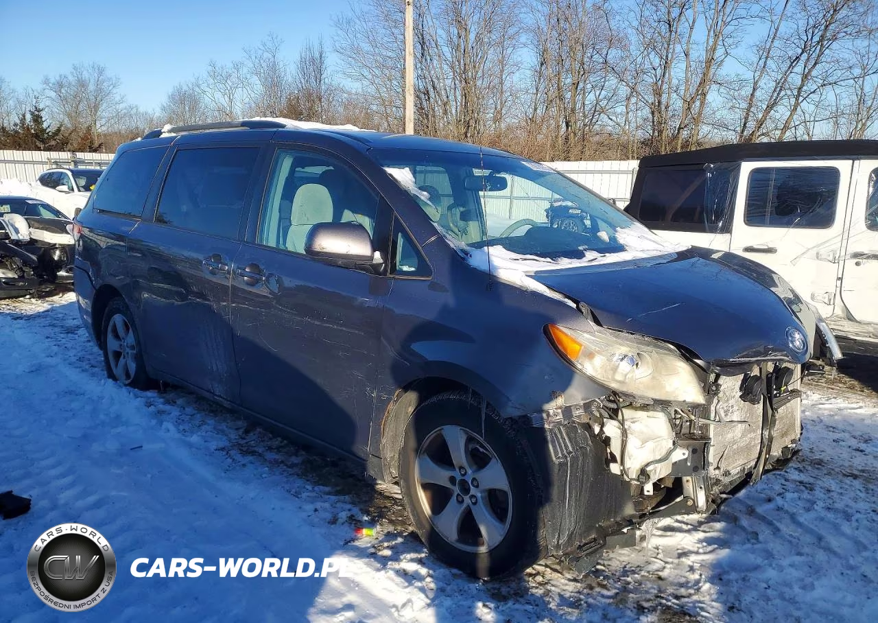 2011 Toyota Sienna Le 8-Passenger VIN:5TDKK3DC0BS009757 - 4