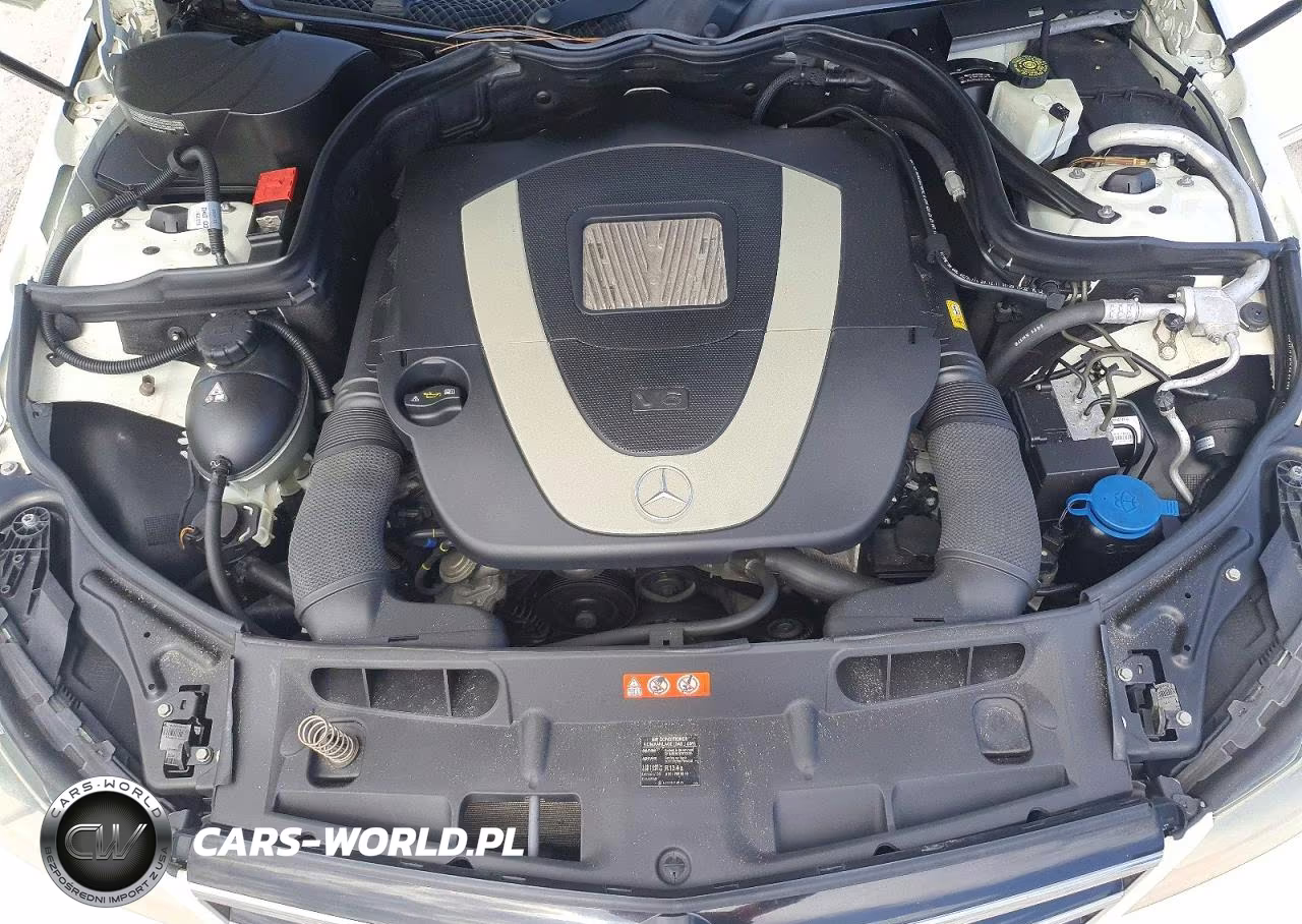 2012 Mercedes-Benz C 300 4Matic VIN:WDDGF8BB0CR229570 - 11