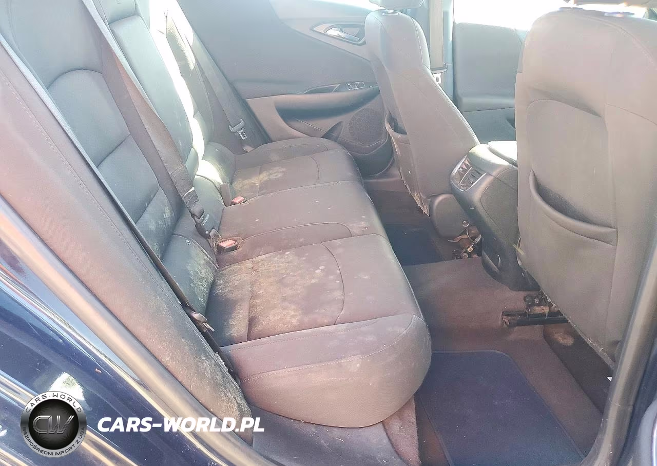 2018 Chevrolet Malibu Lt VIN:1G1ZD5ST7JF210442 - 10