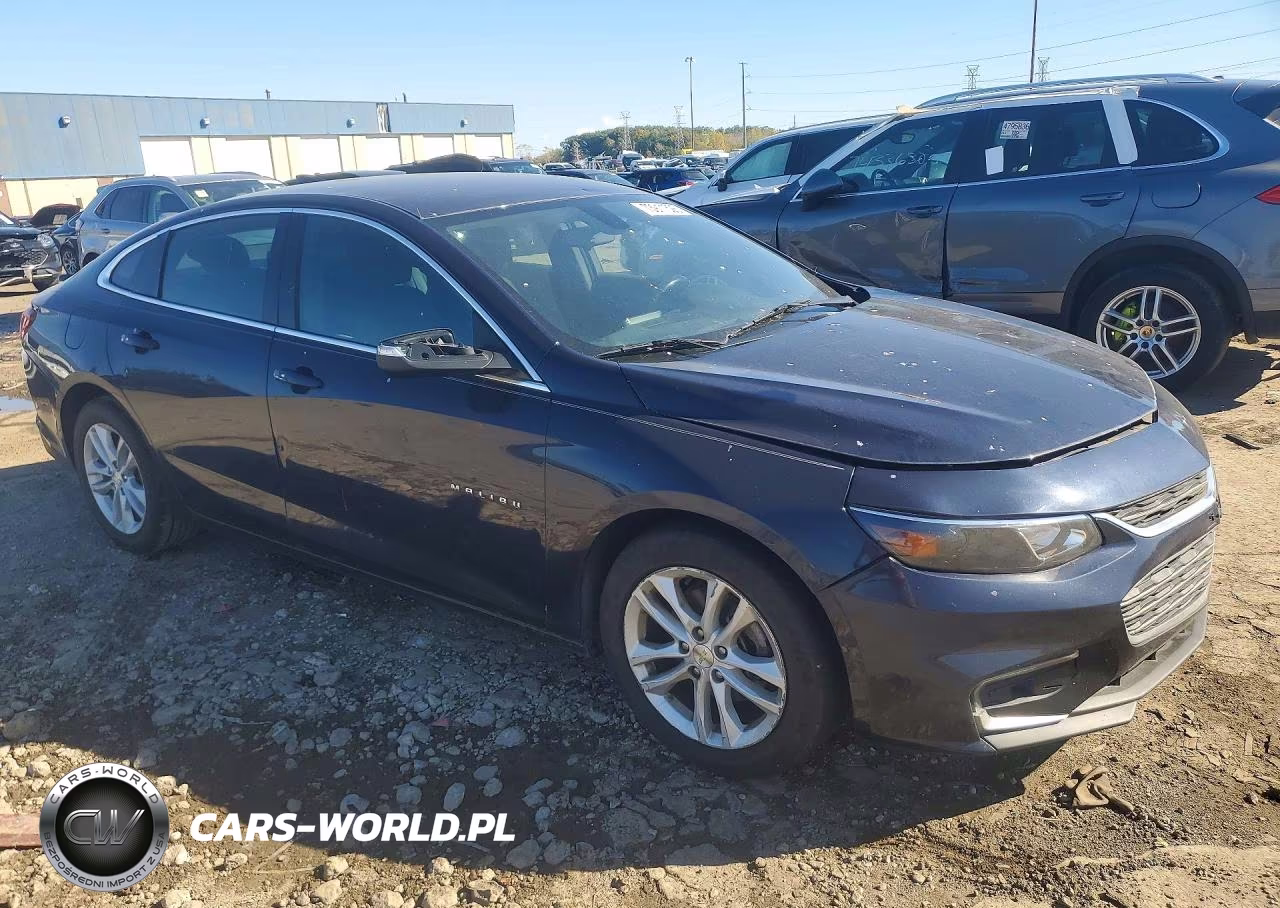 2018 Chevrolet Malibu Lt VIN:1G1ZD5ST7JF210442 - 4