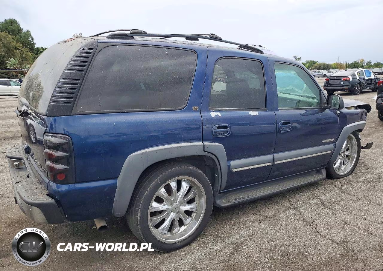 2002 Chevrolet Tahoe C1500 VIN:1GNEC13T52R121914 - 3