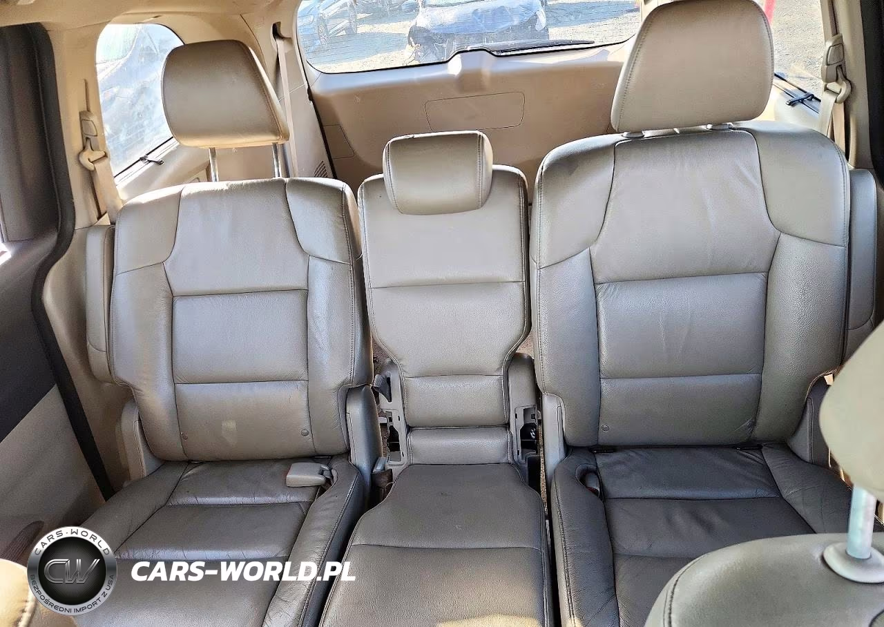 2012 Honda Odyssey Touring VIN:5FNRL5H92CB030511 - 10