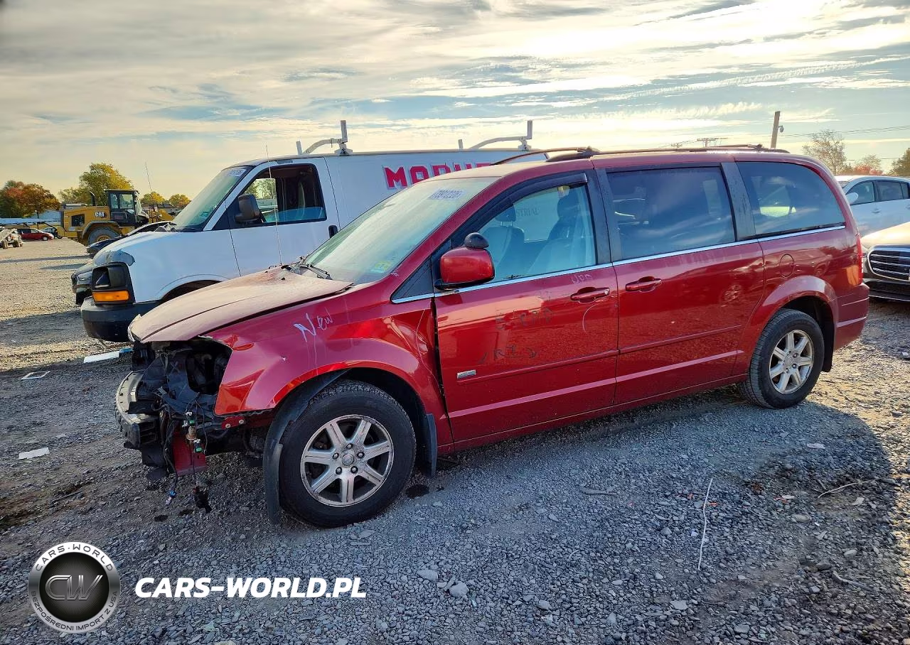 2008 Chrysler Town & Country Touring – zdjęcie 1 z 13