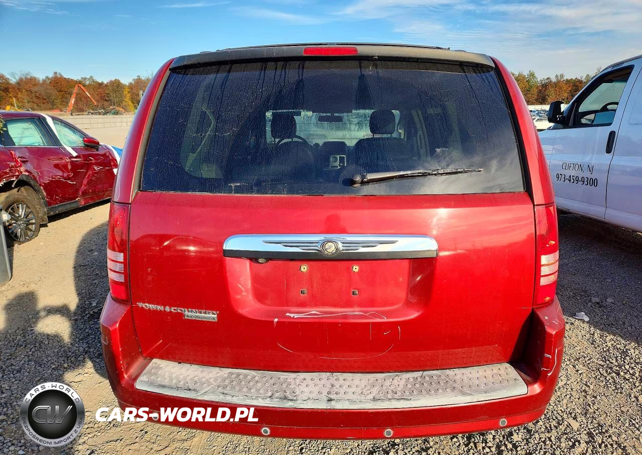 2008 Chrysler Town & Country Touring VIN:2A8HR54P28R841678 - 6