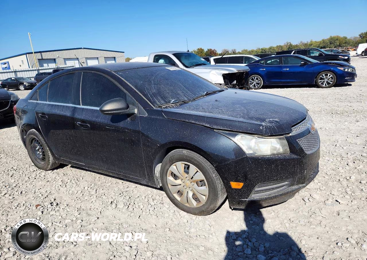 2012 Chevrolet Cruze Ls VIN:1G1PC5SH4C7386626 - 4