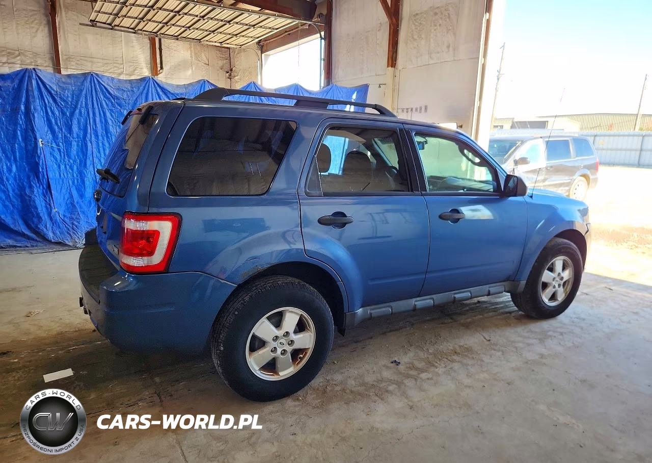 2010 Ford Escape Xlt VIN:1FMCU9DG2AKD17499 - 3