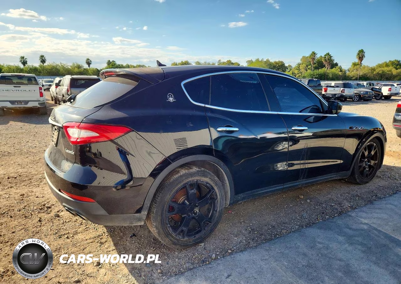 2017 Maserati Levante VIN:ZN661XUAXHX237681 - 3