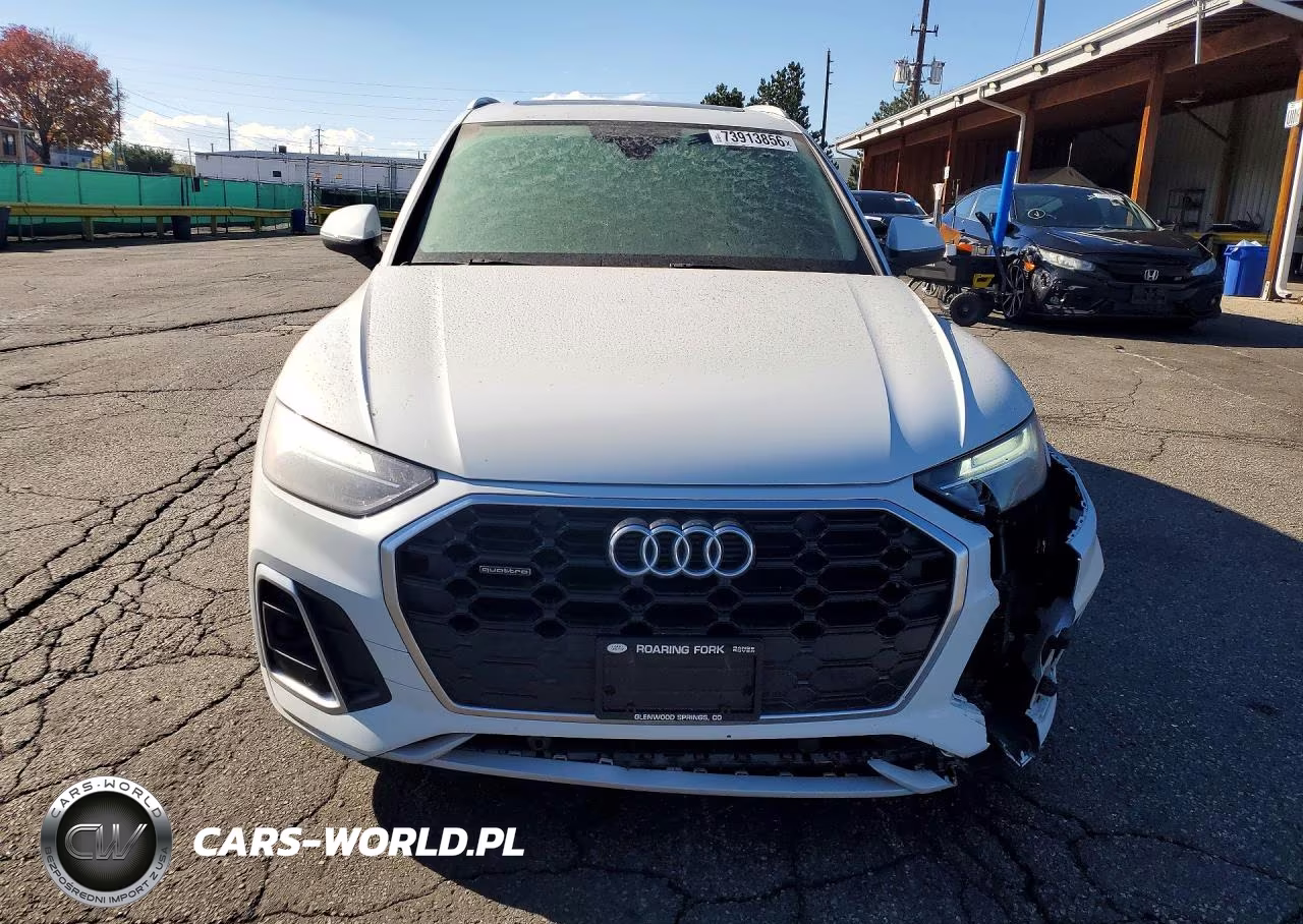 2022 Audi Q5 Premium 45 VIN:WA1GAAFY2N2072791 - 5