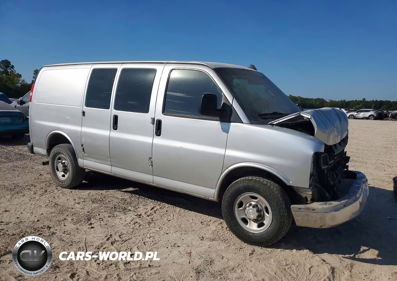 2016 Chevrolet Express G2500 VIN:1GCWGAFF9G1216358 - 4