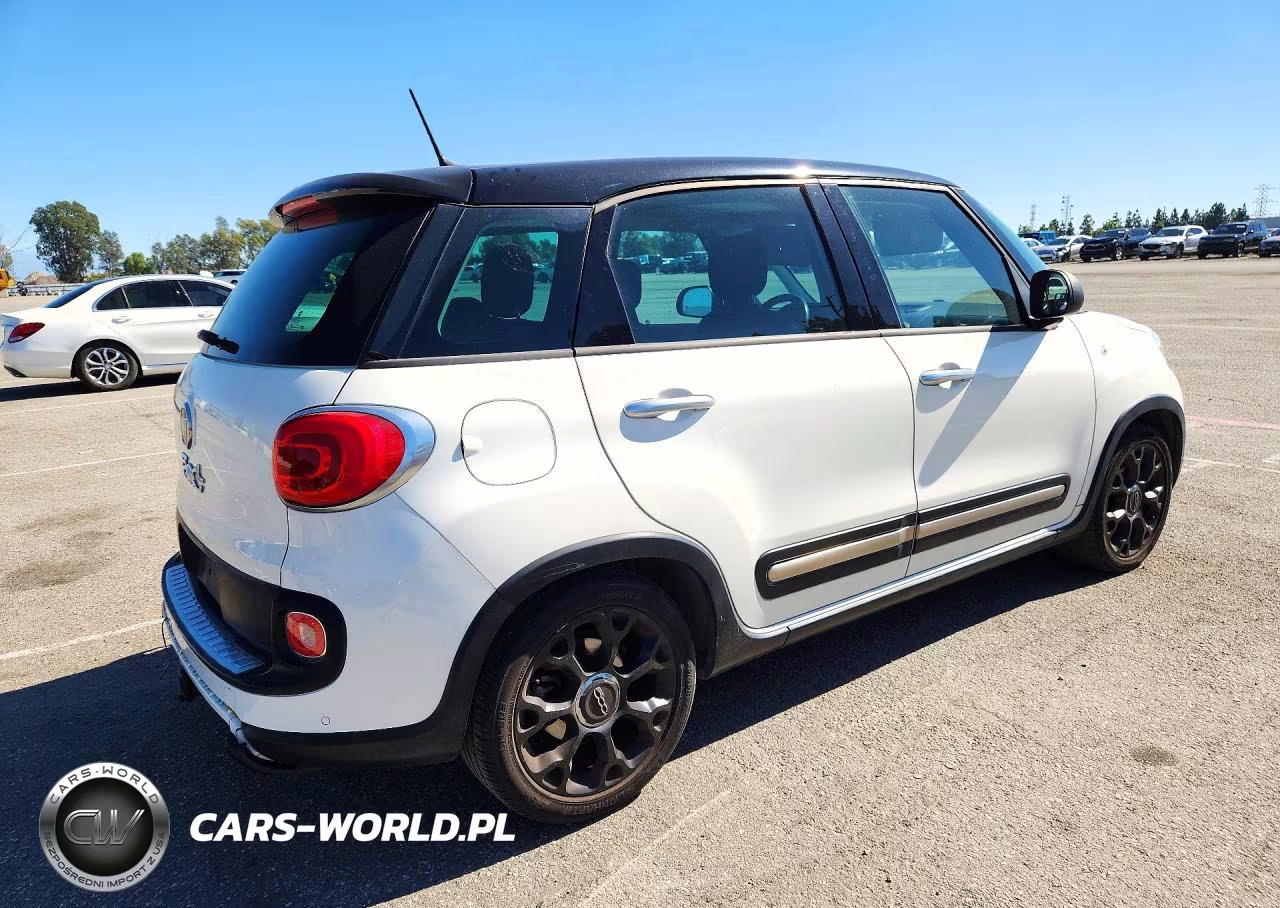 2015 Fiat 500L Trekking VIN:ZFBCFADH0FZ034285 - 3