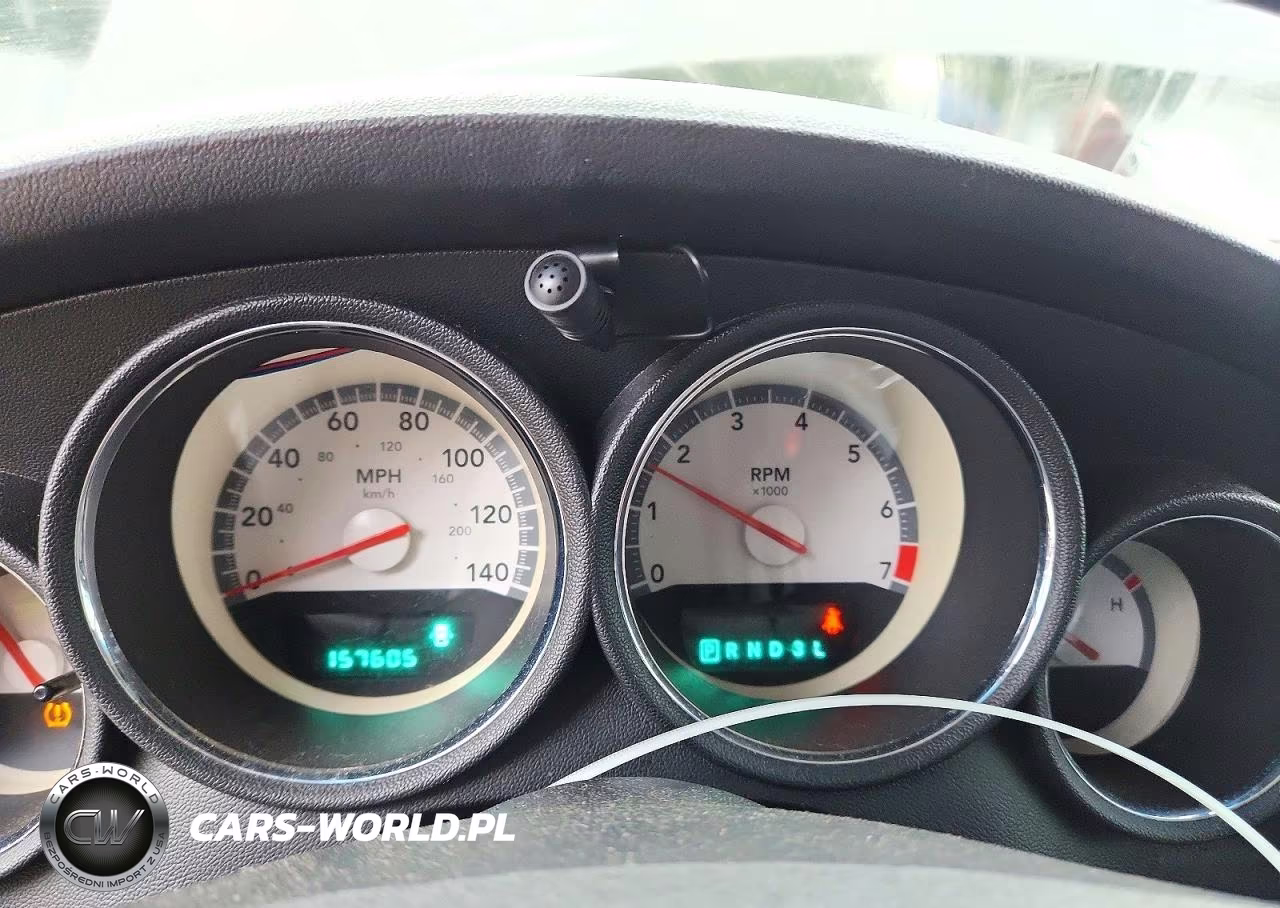 2010 Dodge Charger Sxt VIN:2B3CA3CV3AH243142 - 9