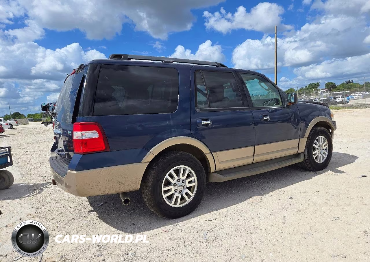 2014 Ford Expedition Xlt VIN:1FMJU1H51EEF46486 - 3
