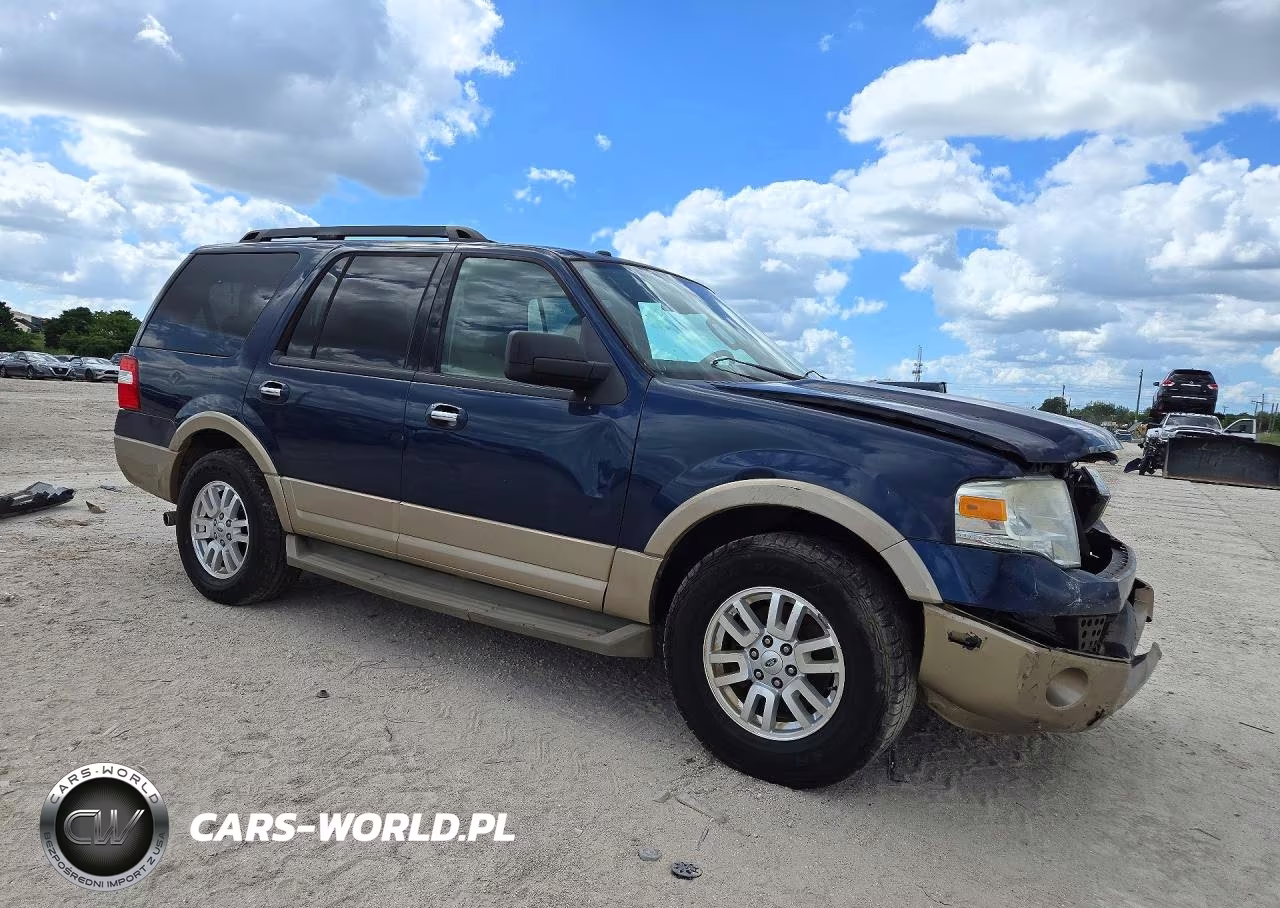 2014 Ford Expedition Xlt VIN:1FMJU1H51EEF46486 - 4