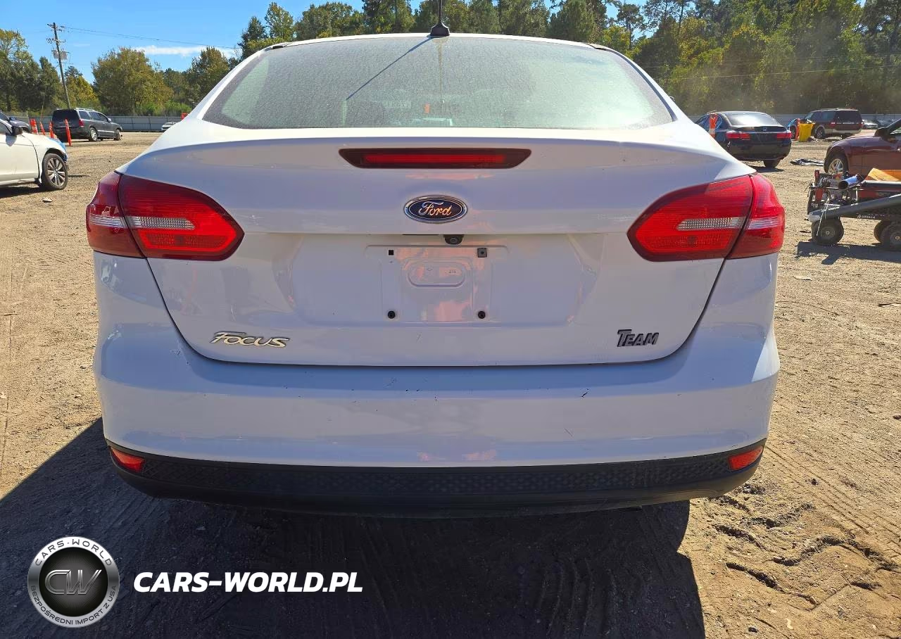 2017 Ford Focus S VIN:1FADP3E23HL297936 - 6
