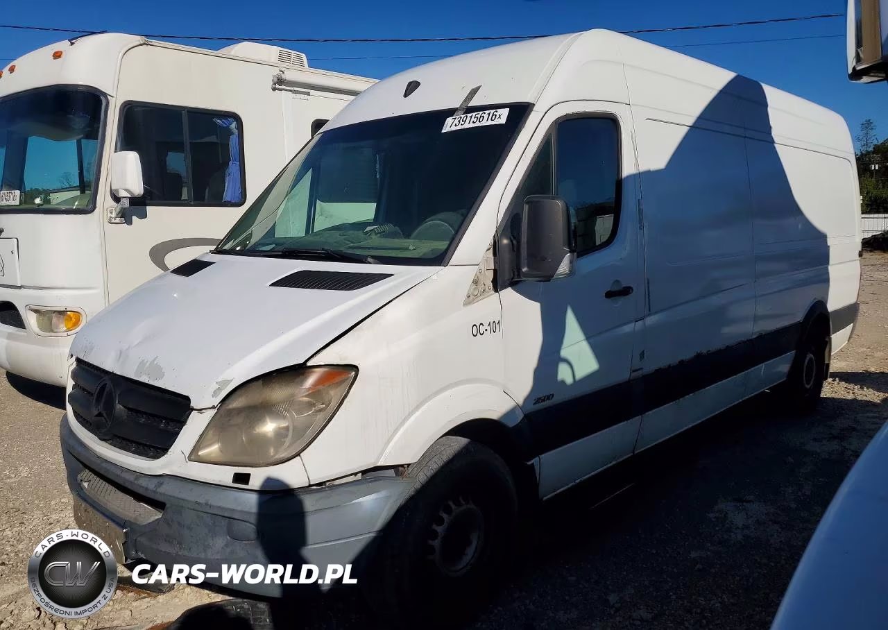 2011 Mercedes-Benz Sprinter 2500 Delivery Van