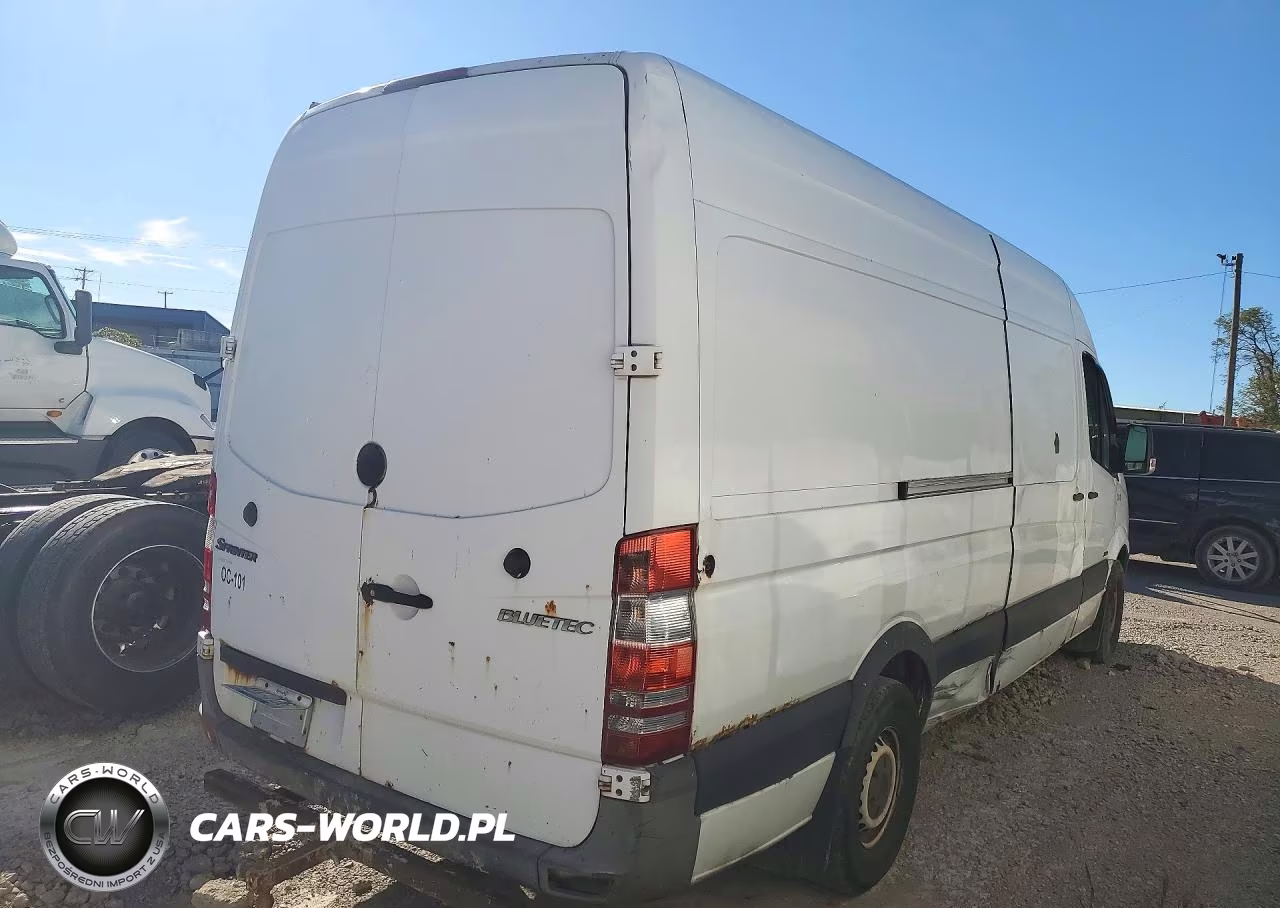 2011 Mercedes-Benz Sprinter 2500 Delivery Van VIN:WD3PE8CC8B5512867 - 3
