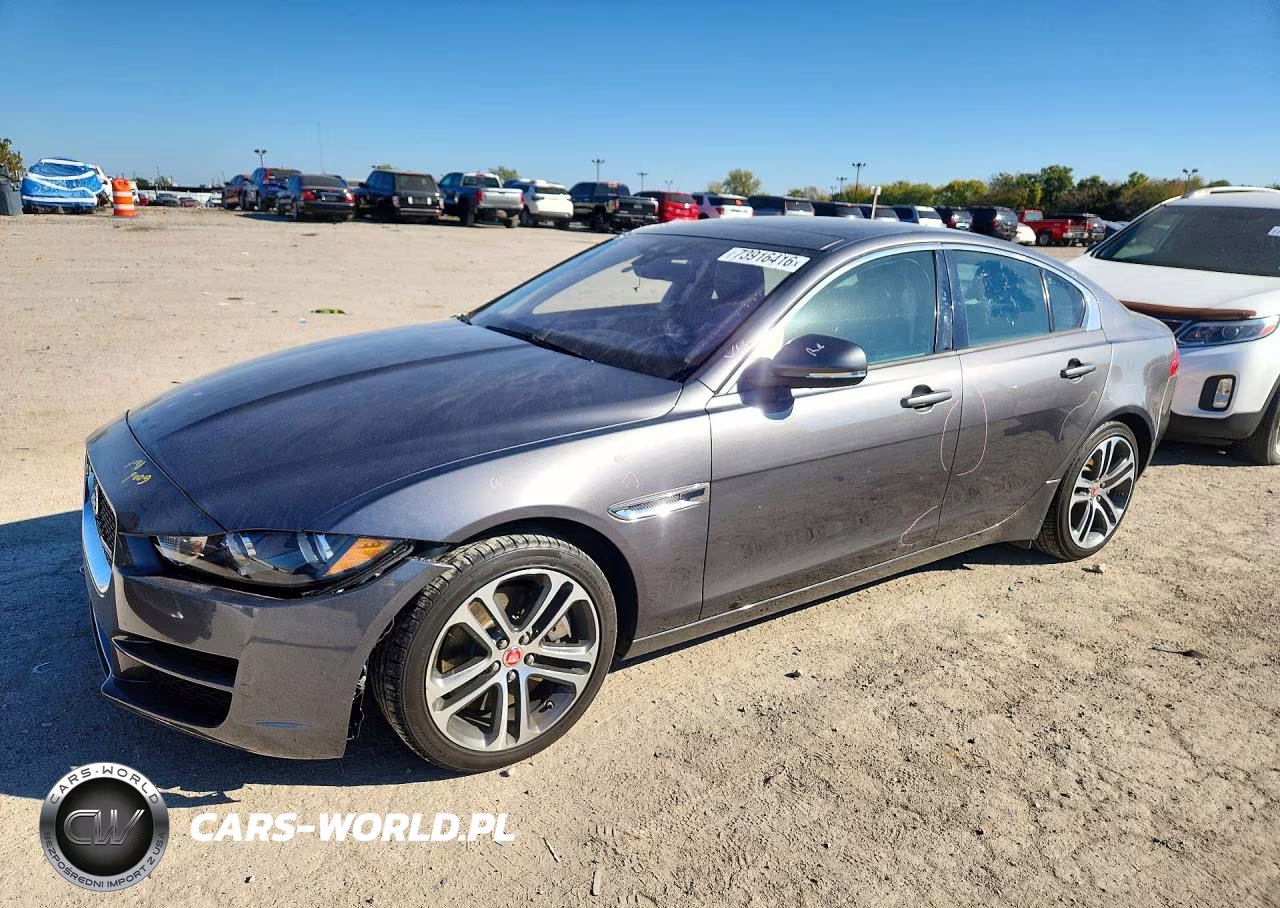 2017 Jaguar Xe Premium