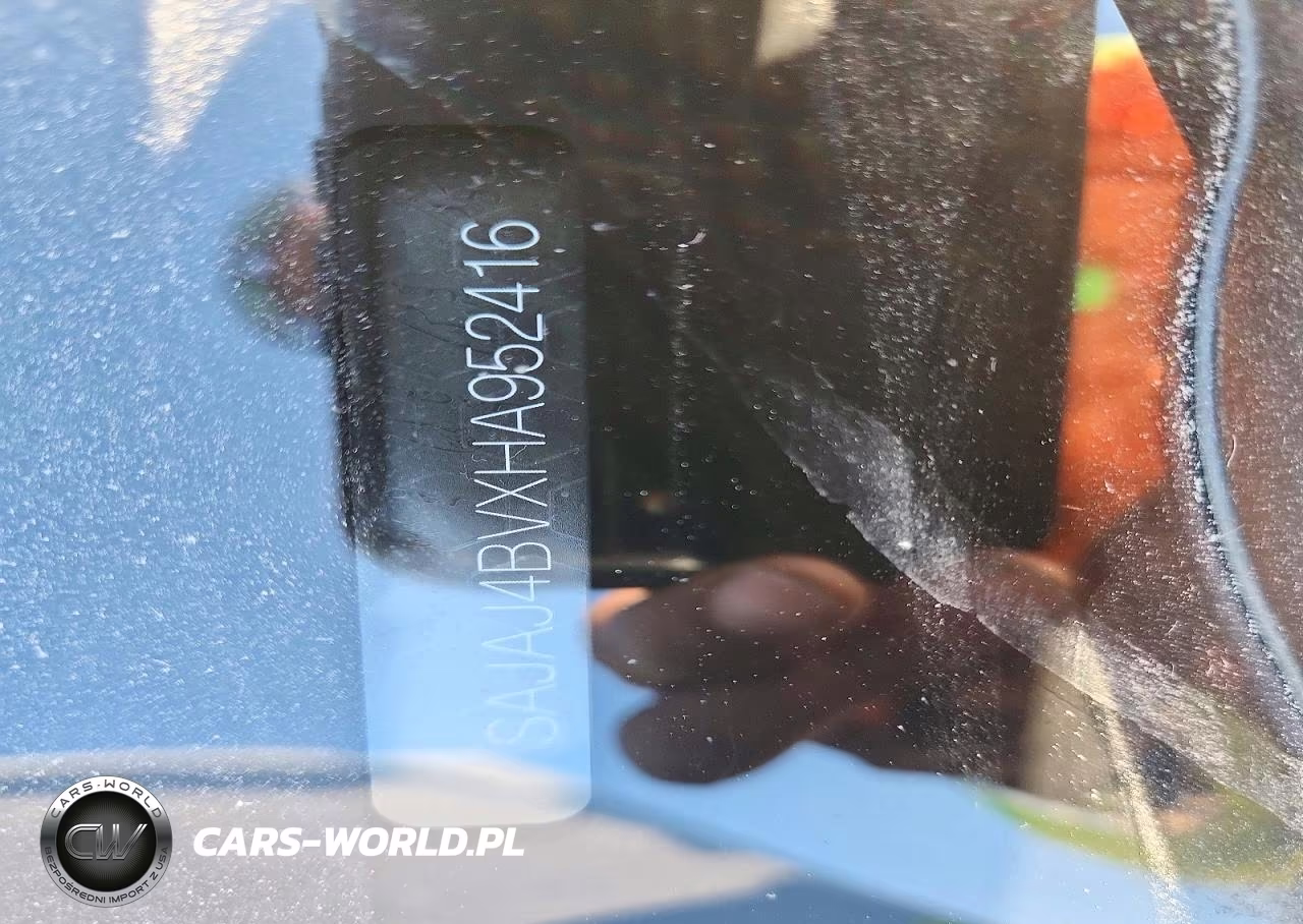 2017 Jaguar Xe Premium VIN:SAJAJ4BVXHA952416 - 13