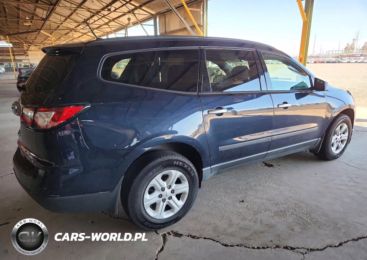 2015 Chevrolet Traverse Ls VIN:1GNKVFED3FJ112715 - 3