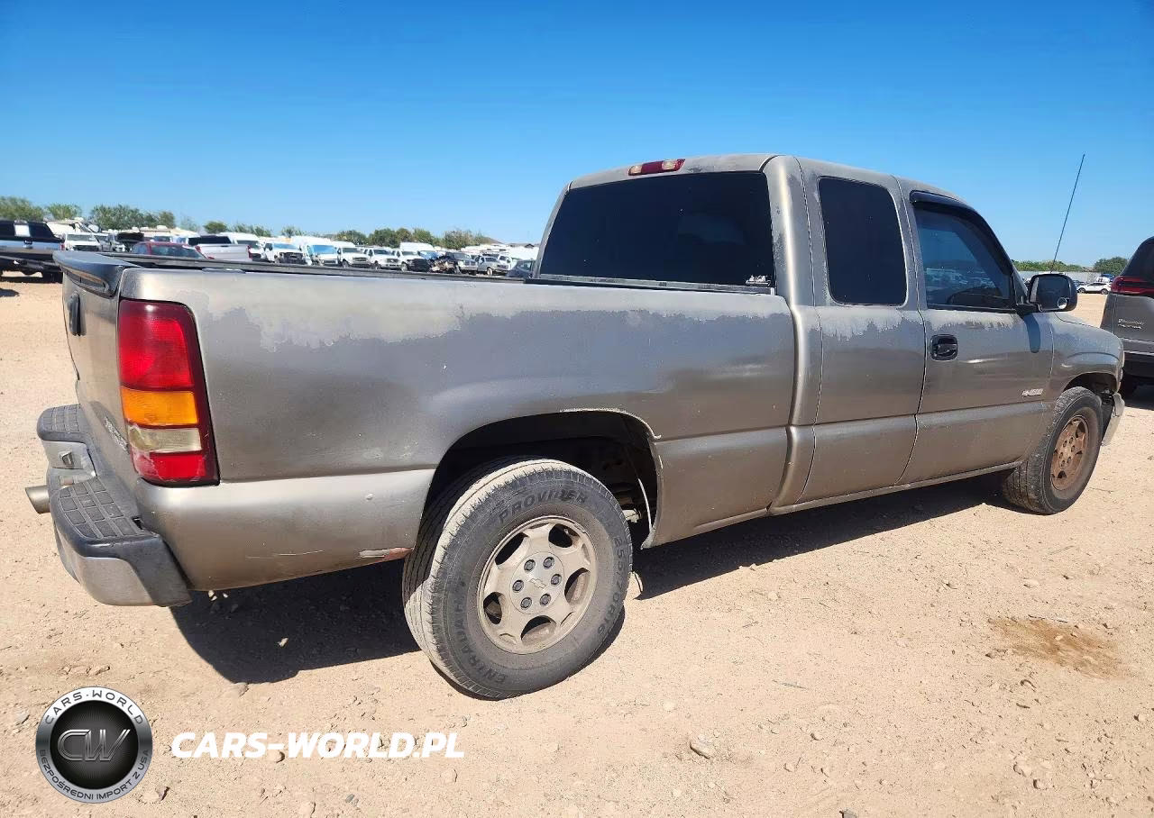 2000 Chevrolet Silverado C1500 VIN:2GCEC19W7Y1256484 - 3