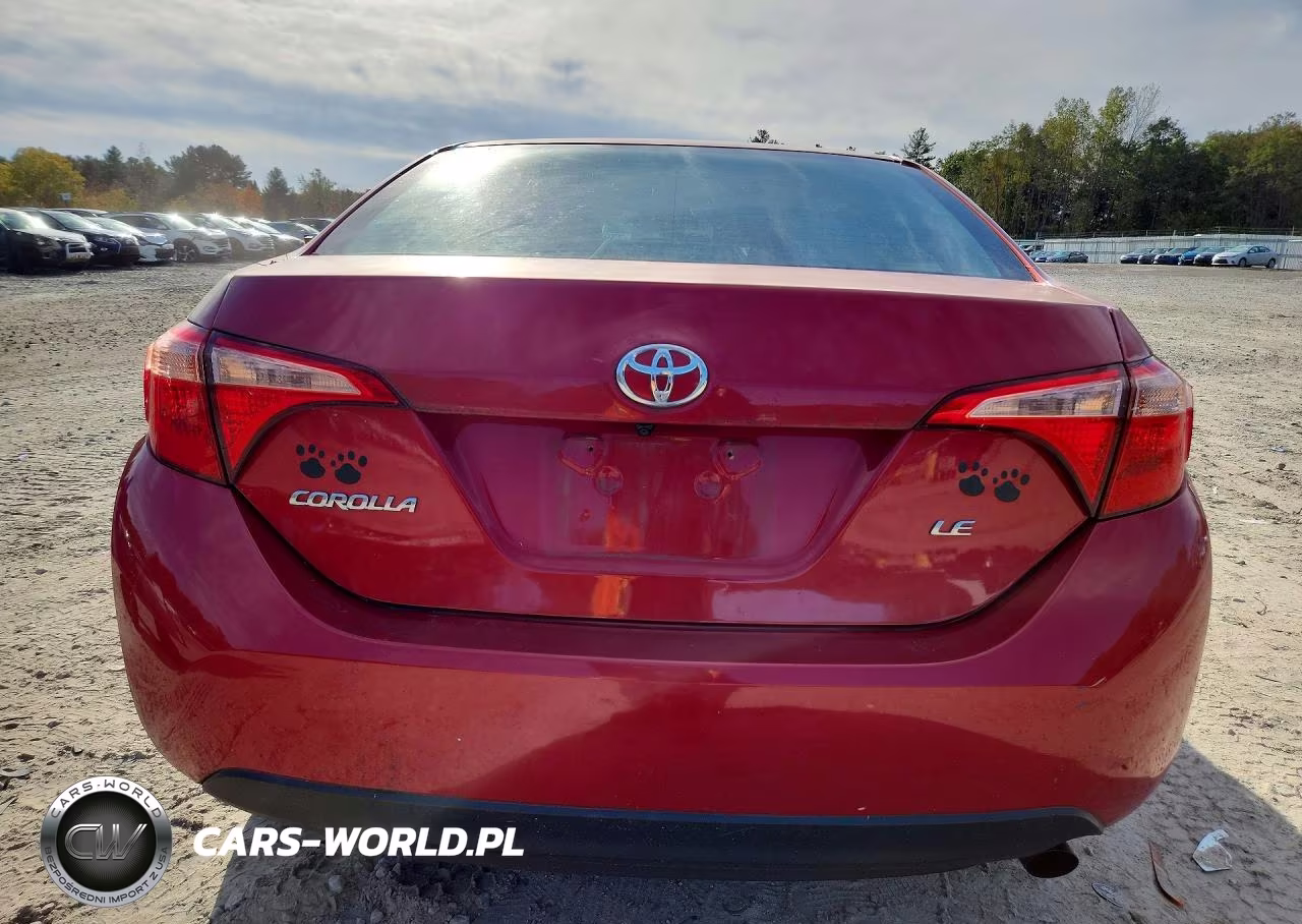 2019 Toyota Corolla Le VIN:2T1BURHE2KC125284 - 6