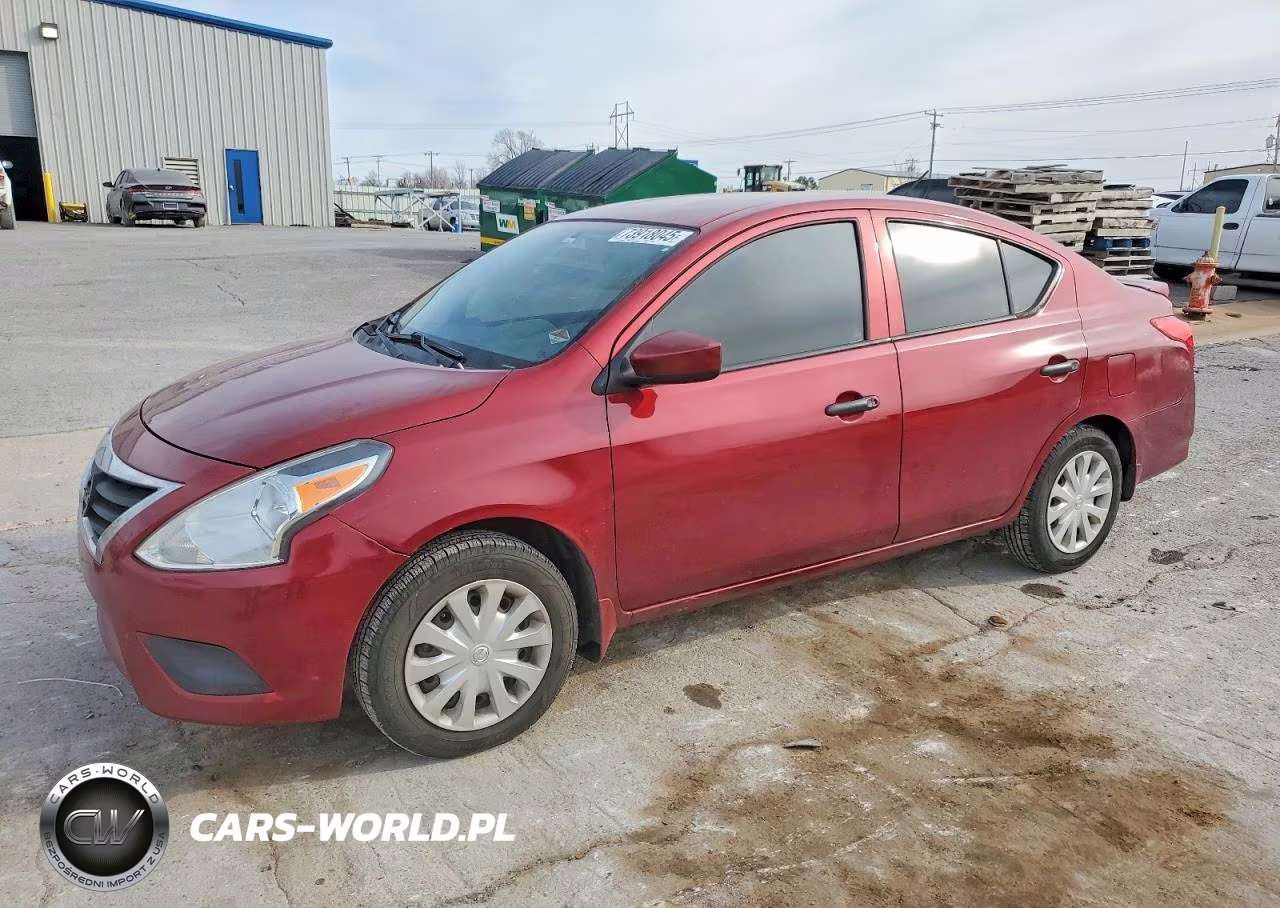 2017 Nissan Versa 1.6 S Plus