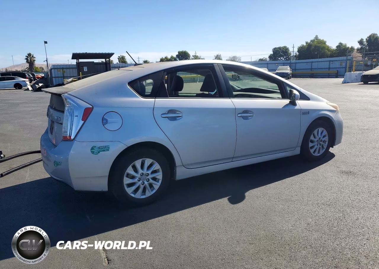 2014 Toyota Prius VIN:JTDKN3DP9E3057239 - 3