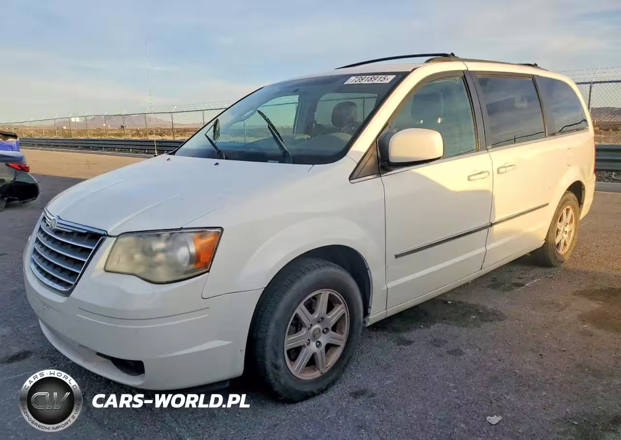 2010 Chrysler Town & Country Touring