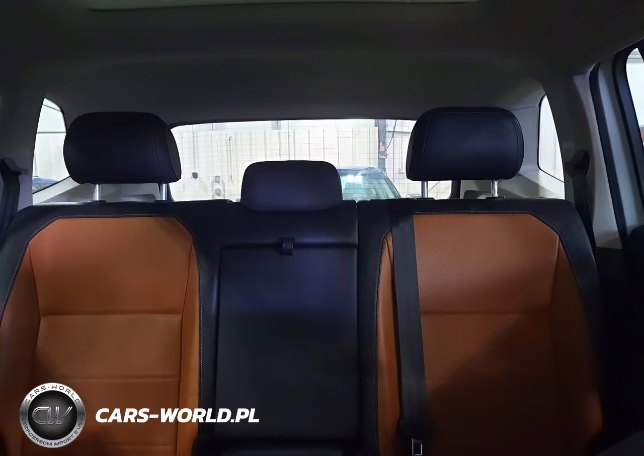 2019 Volkswagen Tiguan Se VIN:3VV2B7AX9KM188817 - 10