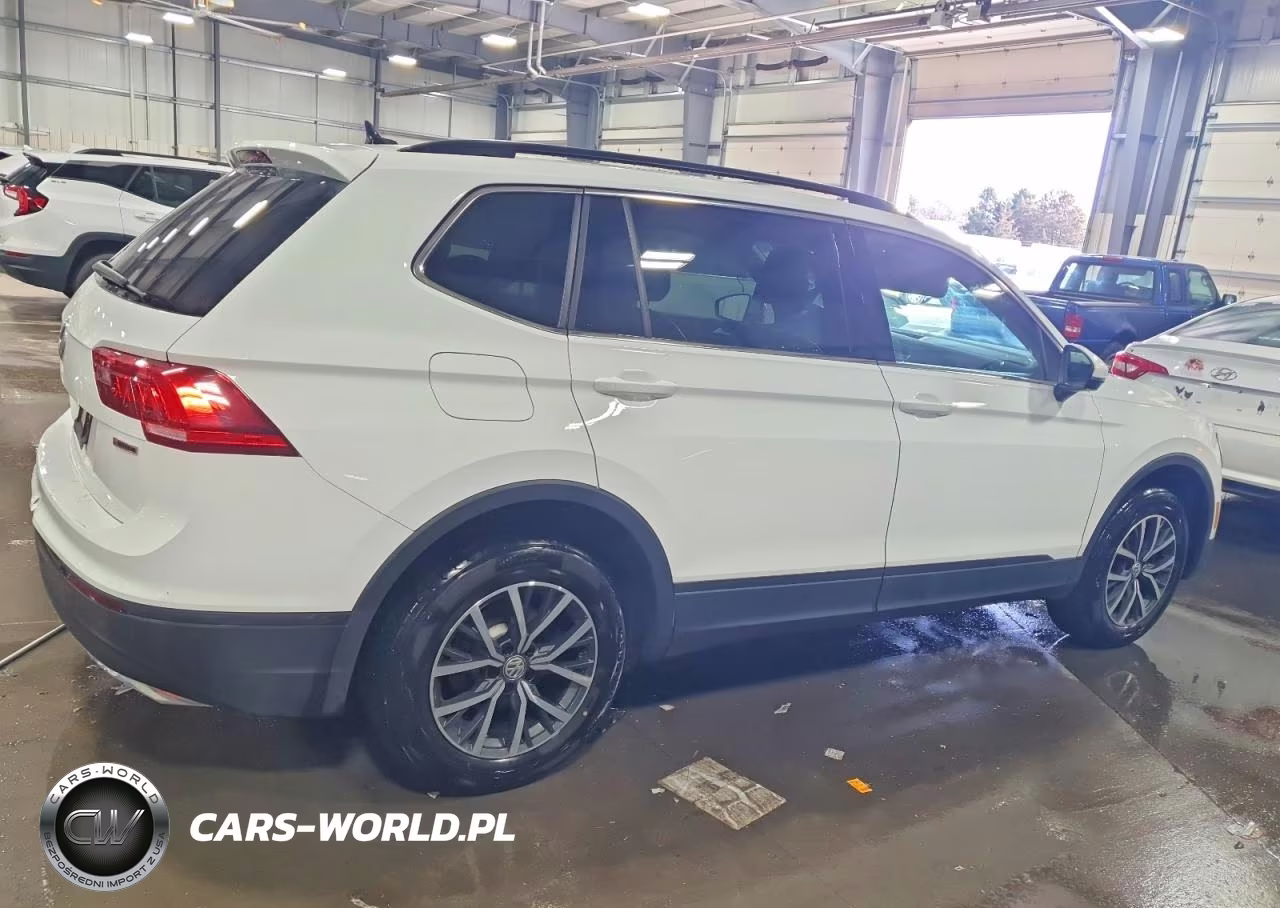 2019 Volkswagen Tiguan Se VIN:3VV2B7AX9KM188817 - 3
