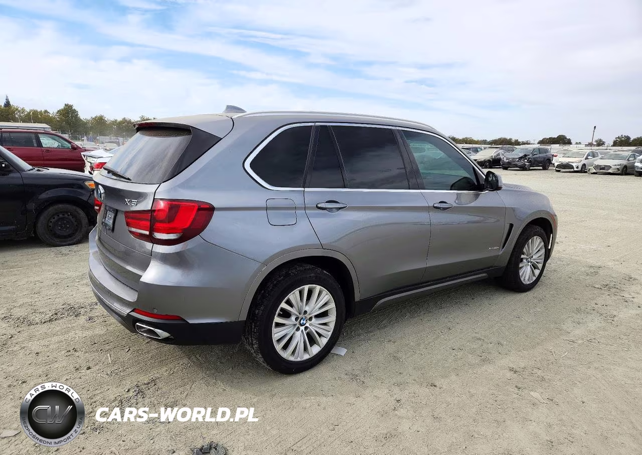 2016 BMW X5 Xdr40E VIN:5UXKT0C56G0S75131 - 3