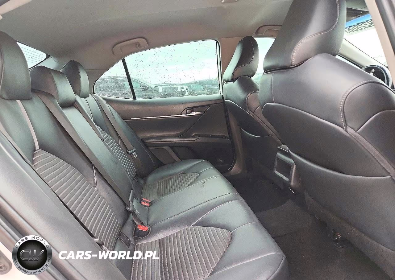 2019 Toyota Camry Se VIN:4T1B11HK3KU768581 - 10